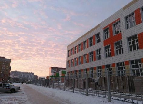 Школы Сургута эвакуируют