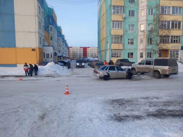 48-летний мужчина пострадал в ДТП в Покачах