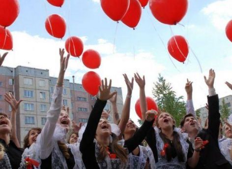 ​Выпускные вечера в школах Югры в этом году пройдут в обычном режиме