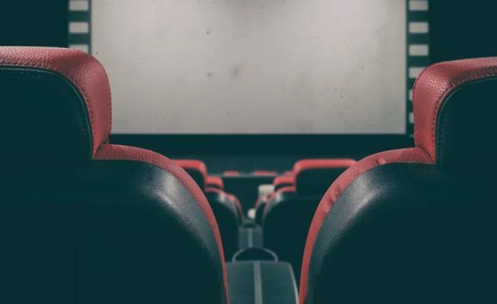 Оставшиеся без голливудских премьер кинотеатры России несут потери