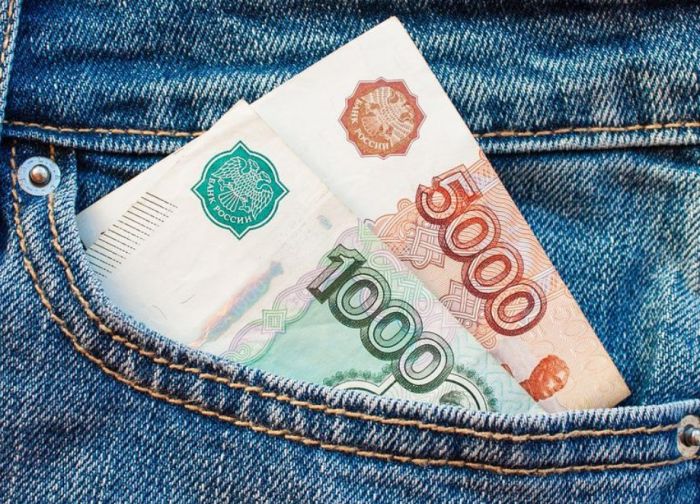 В Югорске сотрудницы магазина забирали себе наличку от покупателей