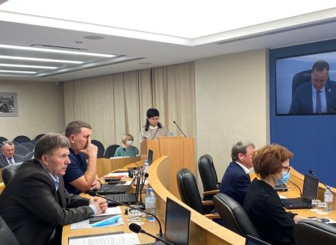 Власти Сургута рассказали, на чем будут экономить в неспокойное время