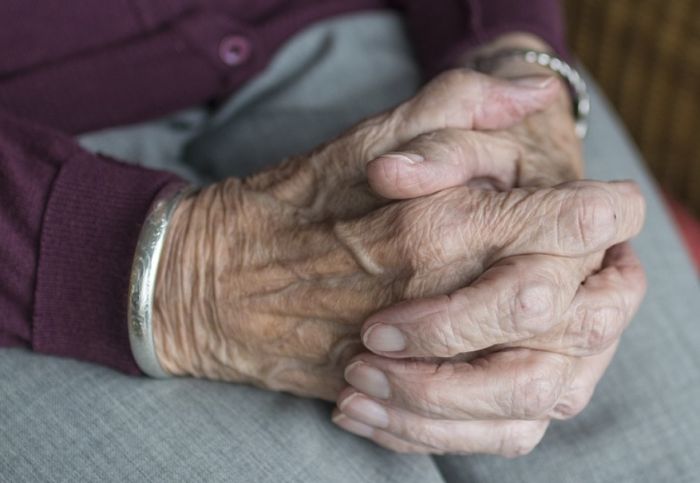 В Югре неделю ищут 90-летнюю старушку
