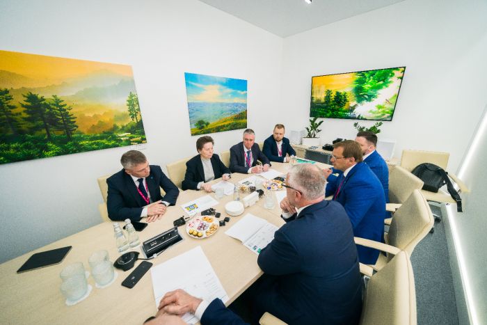 ​Наталья Комарова позвала Сбер помочь со строительством НТЦ в Сургуте и стать его резидентом