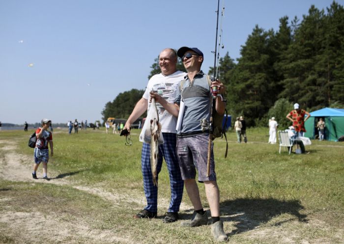 300 югорских рыбаков поучаствовали в фестивале «Сытоминские берега»