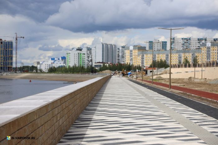 На недостроенной набережной в Нижневартовске установят заборы