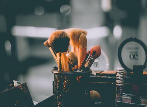 Жительницы Югры стали реже краситься перед работой