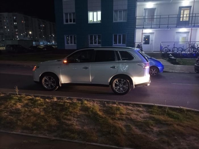 Автоледи сбила ребенка на самокате в Ханты-Мансийске