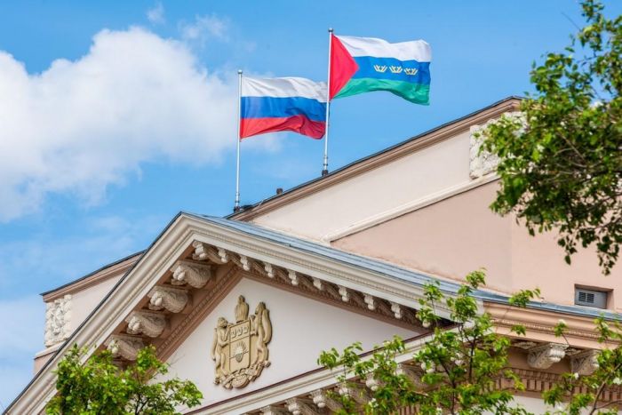 ​Александр Моор провел совещание по обеспечению правопорядка в сфере ЖКХ