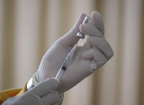 В Югре отменили обязательную вакцинацию для находившихся в группе риска