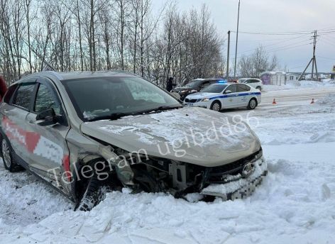3 человека пострадали в ДТП в Нягани по вине лихача