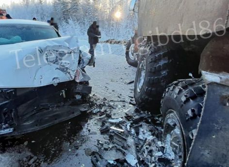 Пожилой югорчанин на большегрузе устроил массовое ДТП – есть пострадавшие