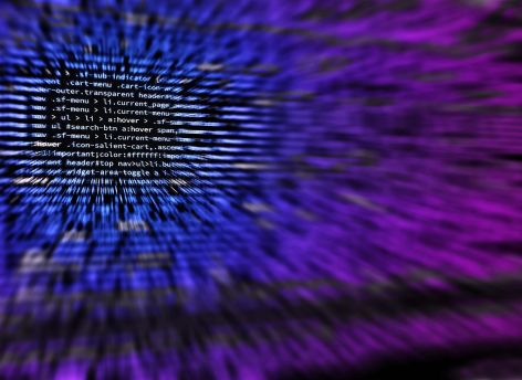 ​Количество преступлений с использованием информационных технологий в Югре снизилось, но их все еще много