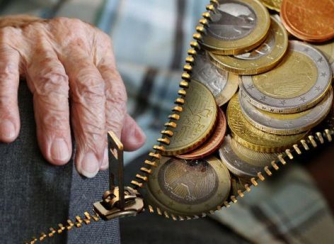 Непростая судьба накопительной пенсии в России