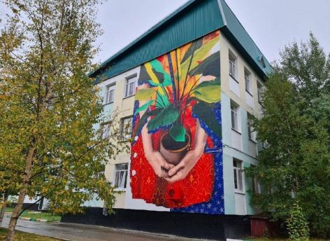 Сургутский художник представит Югру на фестивале «Мо́сты»