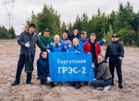 ​Берег водохранилища Сургутской ГРЭС-2 стал чище