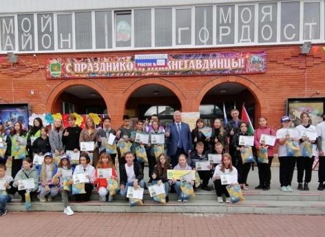 Почти 19 тысяч тюменских подростков работали на летних каникулах