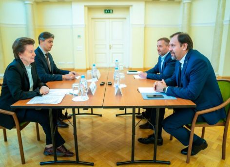 Аналитический центр при правительстве России поможет Югре разрабатывать новые крупные проекты