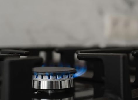 У югорских чиновников нашлись деньги на газ для пенсионера после прокурорской проверки