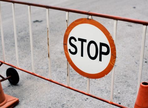 В Сургуте продлили перекрытие перекрестка рядом с вокзалом