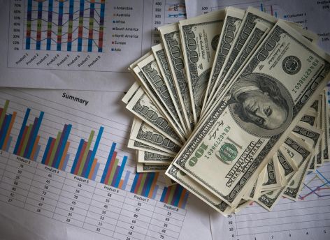 Курсом доллара и евро интересуется только каждый четвертый житель Югры