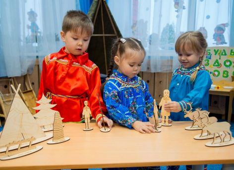 Мастерская из села Казым популяризирует культуру коренных народов через деревянные игрушки
