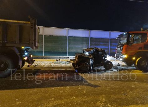 В ХМАО водитель фуры спровоцировал ДТП с четырьмя автомобилями