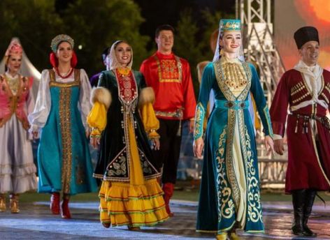 В Нижневартовске проходит большой фестиваль дружбы народов