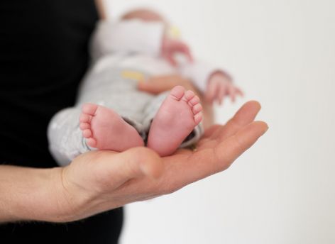 12 двойняшек родились в январе в Сургуте