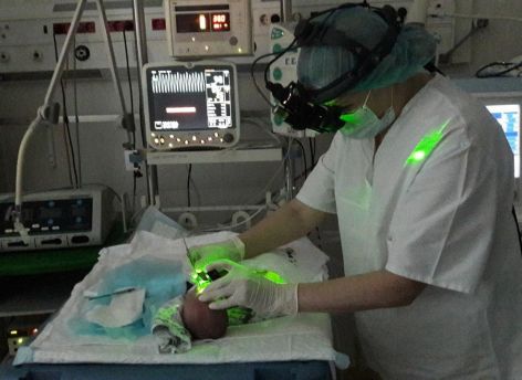 ​В ХМАО спасли новорожденную весом 550 граммов
