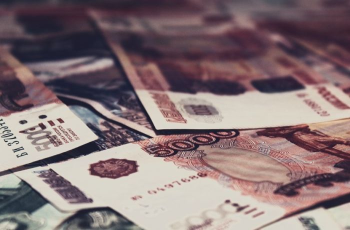 ​В ХМАО подросток обманом получил от пенсионеров 750 тысяч рублей