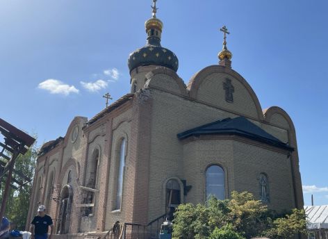 Югорчане помогают восстановить храм в Авдеевке