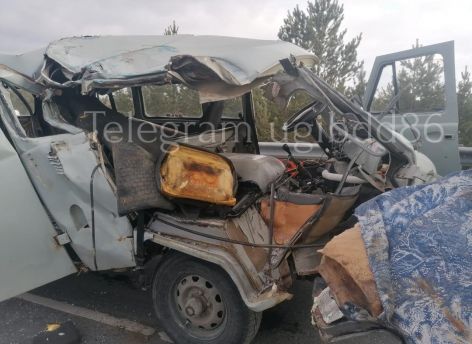 Два пассажира «УАЗ» получили травмы в ДТП в Сургутском районе