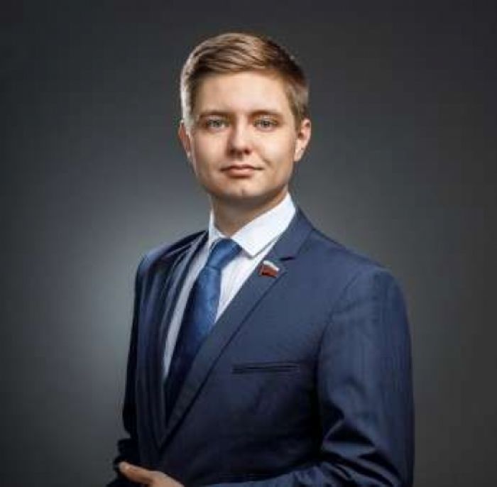 «Выходцы из Молодежного парламента работают и правительстве, и в думе Югры, и в местных органах власти»