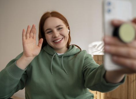 «Плохо учиться будешь — блогером станешь!» Какие профессии не котируются среди строгих родителей