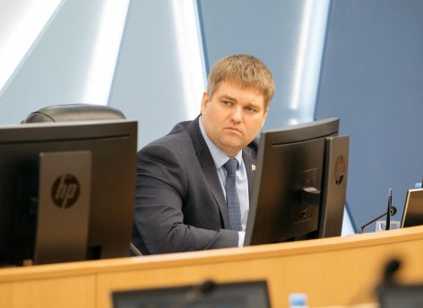 Исполняющим обязанности председателя Думы Сургута назначили Александра Олейникова