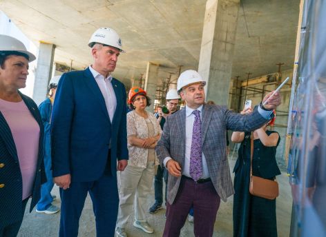 Руслан Кухарук с рабочим визитом посетил восьмой по счету муниципалитет Югры – Нефтеюганский район