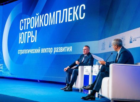 Руслан Кухарук провел большую встречу со строителями накануне их профессионального праздника