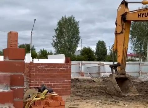 В Югре реализуется программа расселения аварийного жилья
