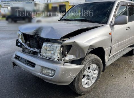 Автоледи из Нижневартовска спровоцировала ДТП с двумя пострадавшими