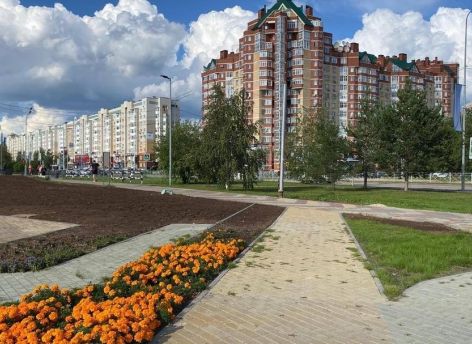 На Центральной площади Сургута устранили провал грунта