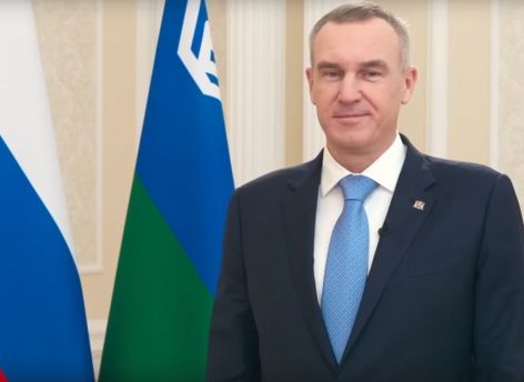 ​Руслан Кухарук поздравил югорчан с Днем учителя