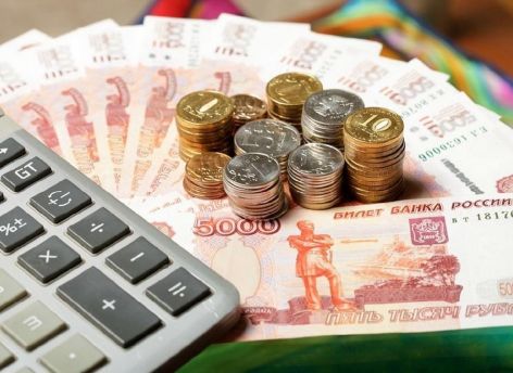 В ХМАО перевозчик задолжал работникам более 400 тысяч рублей зарплаты