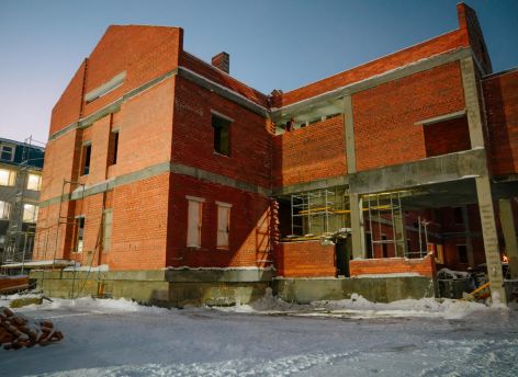 ​Новый корпус Югорского политехнического колледжа будет открыт к началу сентября 2025 года