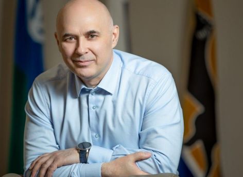 СМИ: экс-главу Сургута Андрея Филатова освободили из-под стражи