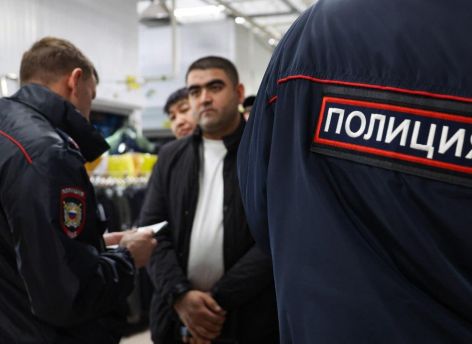 ​В Югре продолжаются массовые рейды мигрантов: 700 нарушений, десятки уголовных дел