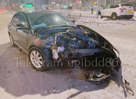 В ХМАО при ДТП пострадали три взрослых и один подросток