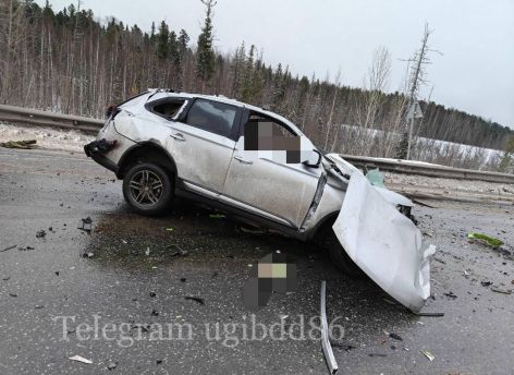 В ХМАО произошло смертельное ДТП с участием фуры