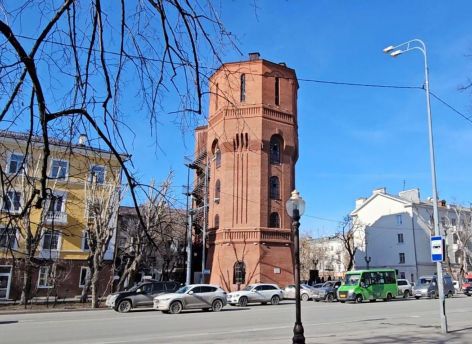 Водонапорная башня в Тюмени стала новым центром притяжения для молодежи