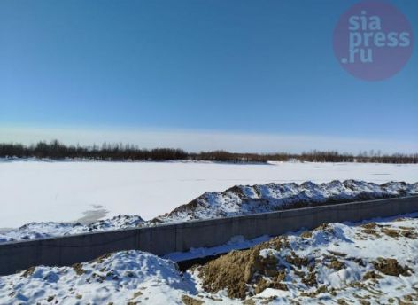 Паводок диктует сроки: в Сургуте ускорили строительство набережной Кривули
